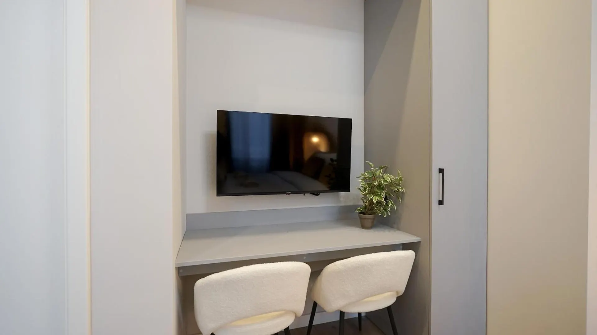 Apartment S7 - Sip Downtown Hideaway - Best Location By Bqa Budapest